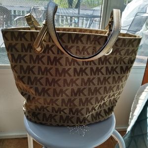 MK purse